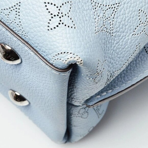 Louis Vuitton Blue Ombre Monogram Mahina Leather Muria Bag - Picture 11 of 11